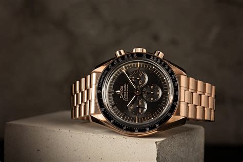 omega speedmaster moonwatch serial number.